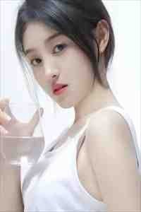 绿茶实习生网暴我，我把手术刀递给她：你行你上精彩