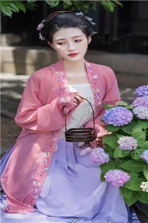 诱她情陷最新章节