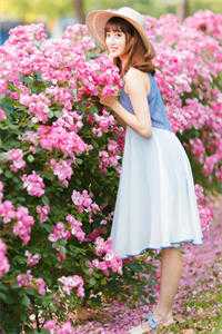 重生后我亲手撕毁龙鳞未删减版