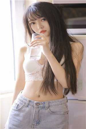 前男友疯狂吃醋，却不知我早已有主小说