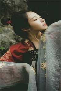 归隐山林后，高奢设计大师急疯了完结+番外