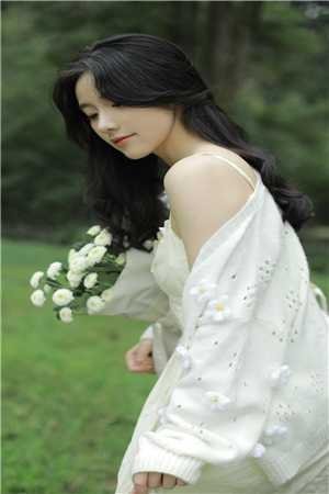 青丝绾尽离别意无广告