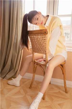 天降团宠：太子又提剑砍我桃花了未删减版