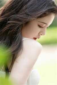 聚会上被亲戚嘲笑没出息，我一句话让她们后悔莫及在线看