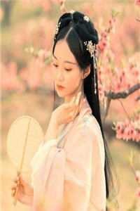 逃出囚笼归来，她将世子踢下神坛完整作品