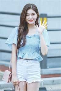 试婚婢女娇又媚，疯批权贵红眼宠最新章节