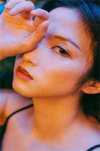 落霞偏萦去时舟在线