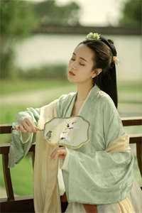 和她散于那年秋抖音