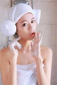 青丝绾尽离别意爽文