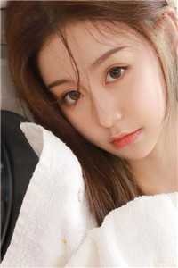 逃出囚笼归来，她将世子踢下神坛全新