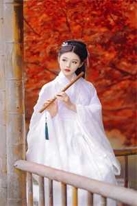 月坠寒江，乍惊春醒爽文