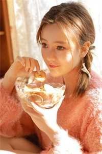 救护车被堵应急车道后，跋扈车主悔疯了短篇小说阅读