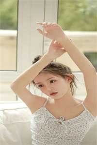 我朝父母坟头泼粪，女友的白月光却慌了小说在线阅读免费